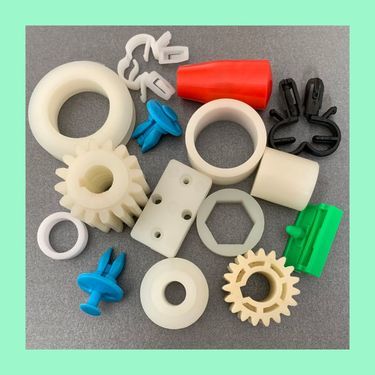 如何高效聯(lián)系塑料制品加工廠 從塑膠原料到成品的專業(yè)對接指南